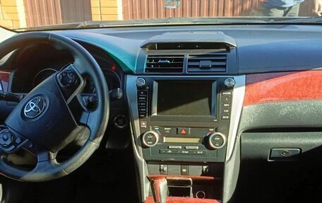 Toyota Camry, 2013 год, 690 000 рублей, 6 фотография