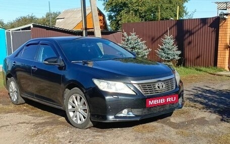 Toyota Camry, 2013 год, 690 000 рублей, 4 фотография