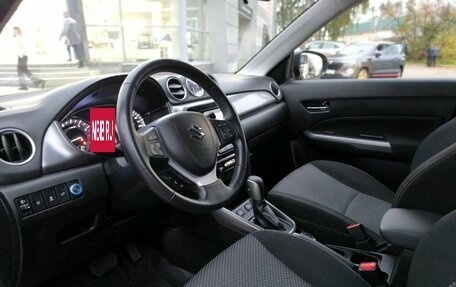 Suzuki Vitara II рестайлинг, 2019 год, 2 100 000 рублей, 14 фотография