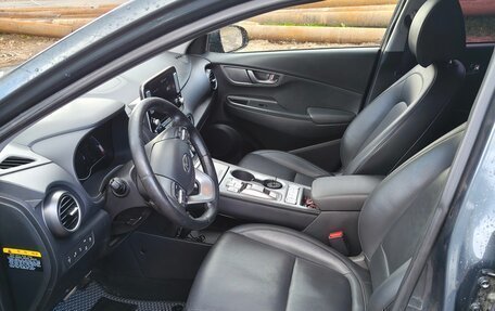 Hyundai Kona I, 2018 год, 2 100 000 рублей, 9 фотография