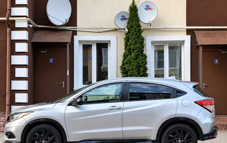 Honda HR-V II, 2021 год, 1 870 000 рублей, 5 фотография