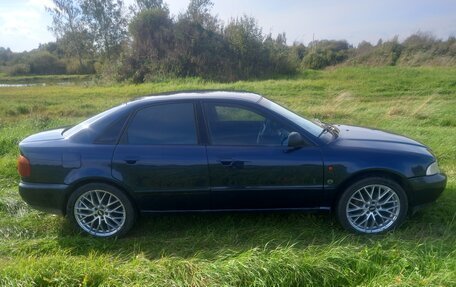 Audi A4, 1998 год, 301 000 рублей, 7 фотография