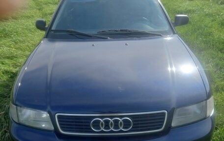 Audi A4, 1998 год, 301 000 рублей, 2 фотография