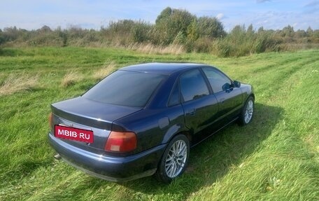 Audi A4, 1998 год, 301 000 рублей, 9 фотография