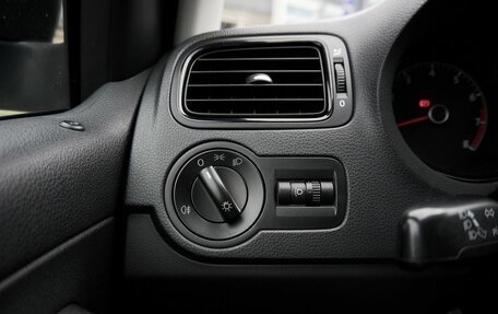 Volkswagen Polo VI (EU Market), 2016 год, 847 000 рублей, 13 фотография