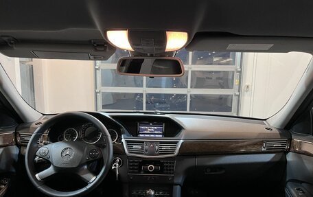 Mercedes-Benz E-Класс, 2011 год, 1 320 000 рублей, 9 фотография