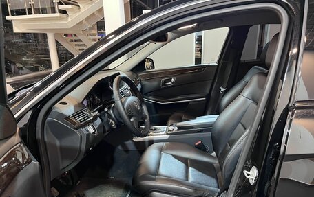 Mercedes-Benz E-Класс, 2011 год, 1 320 000 рублей, 14 фотография