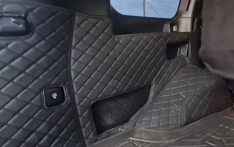 Toyota Land Cruiser 200, 2019 год, 10 500 000 рублей, 9 фотография