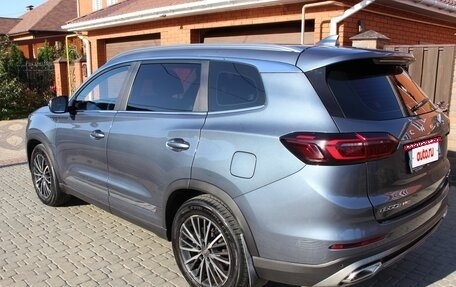 Chery Tiggo 8 Pro, 2022 год, 2 400 000 рублей, 4 фотография