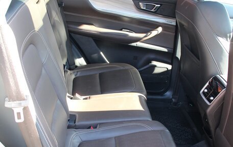 Chery Tiggo 8 Pro, 2022 год, 2 400 000 рублей, 17 фотография