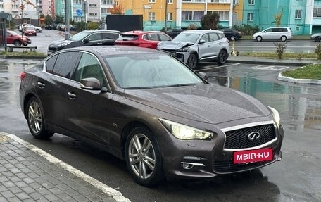 Infiniti Q50 I рестайлинг, 2014 год, 1 800 000 рублей, 2 фотография