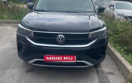 Volkswagen Taos, 2021 год, 2 550 000 рублей, 2 фотография
