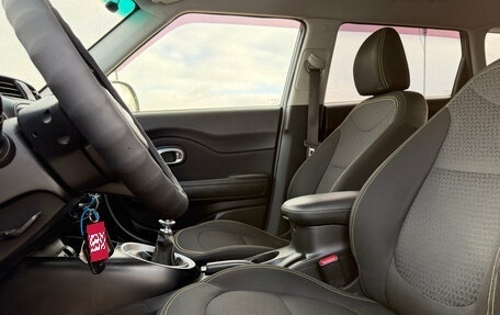 KIA Soul II рестайлинг, 2014 год, 1 090 000 рублей, 18 фотография