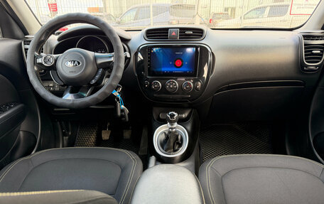 KIA Soul II рестайлинг, 2014 год, 1 090 000 рублей, 21 фотография