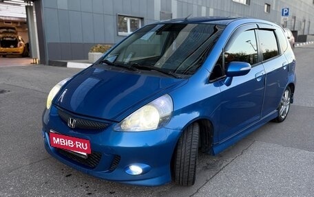 Honda Jazz I рестайлинг, 2007 год, 590 000 рублей, 4 фотография