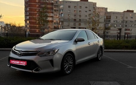 Toyota Camry, 2016 год, 1 750 000 рублей, 3 фотография
