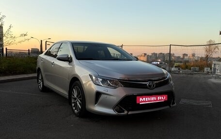 Toyota Camry, 2016 год, 1 750 000 рублей, 2 фотография