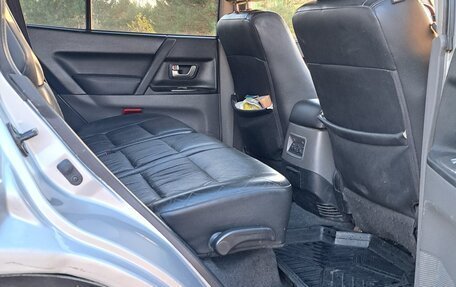 Mitsubishi Pajero III рестайлинг, 2003 год, 1 100 000 рублей, 15 фотография