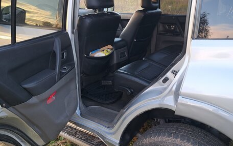 Mitsubishi Pajero III рестайлинг, 2003 год, 1 100 000 рублей, 14 фотография