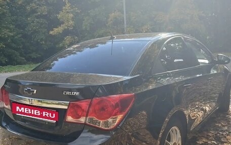 Chevrolet Cruze II, 2011 год, 680 000 рублей, 4 фотография
