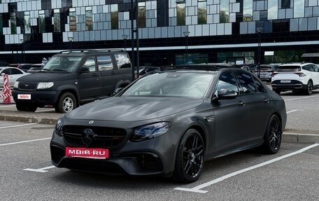 Mercedes-Benz E-Класс AMG, 2018 год, 8 200 000 рублей, 2 фотография