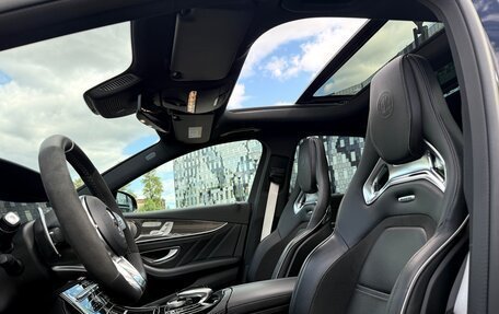 Mercedes-Benz E-Класс AMG, 2018 год, 8 200 000 рублей, 10 фотография