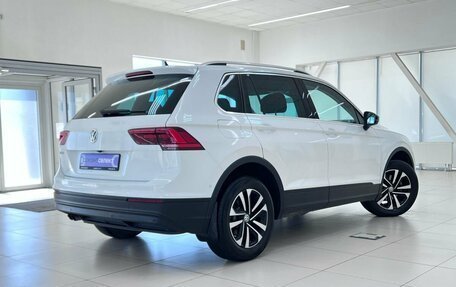 Volkswagen Tiguan II, 2019 год, 2 180 000 рублей, 2 фотография