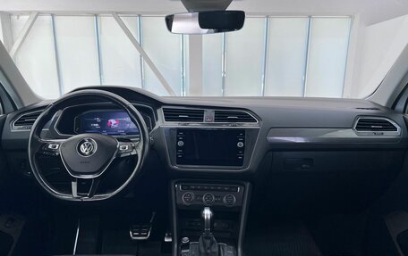 Volkswagen Tiguan II, 2019 год, 2 180 000 рублей, 14 фотография