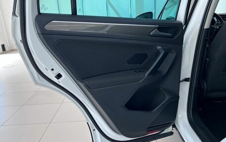 Volkswagen Tiguan II, 2019 год, 2 180 000 рублей, 30 фотография