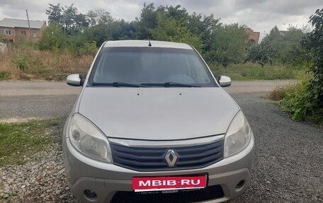 Renault Sandero I, 2013 год, 530 000 рублей, 1 фотография