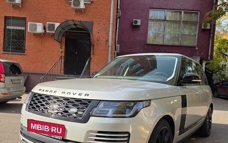 Land Rover Range Rover IV рестайлинг, 2018 год, 6 800 000 рублей, 3 фотография