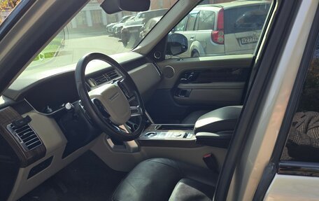 Land Rover Range Rover IV рестайлинг, 2018 год, 6 800 000 рублей, 13 фотография