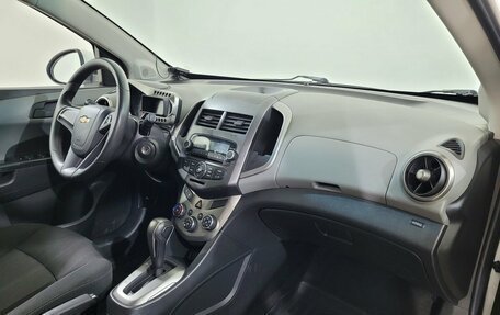Chevrolet Aveo III, 2013 год, 490 000 рублей, 10 фотография