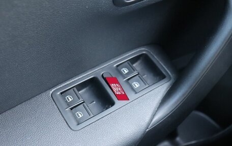 Volkswagen Polo VI (EU Market), 2018 год, 1 200 000 рублей, 9 фотография