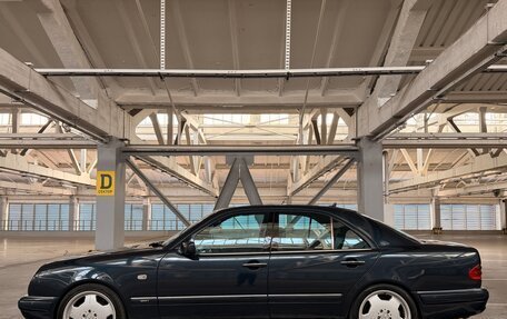 Mercedes-Benz E-Класс, 1997 год, 700 000 рублей, 9 фотография