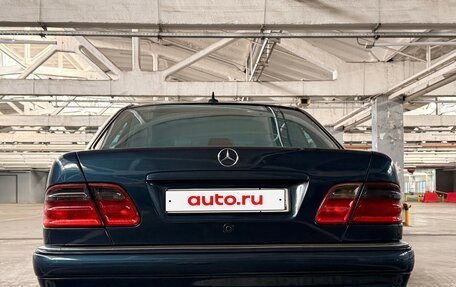 Mercedes-Benz E-Класс, 1997 год, 700 000 рублей, 12 фотография
