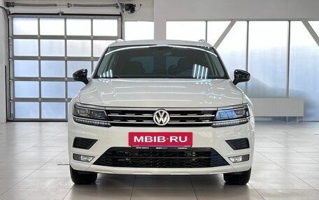 Volkswagen Tiguan II, 2017 год, 2 435 000 рублей, 2 фотография