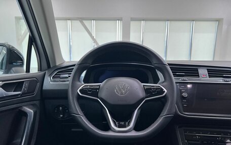 Volkswagen Tiguan II, 2017 год, 2 435 000 рублей, 16 фотография