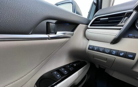 Toyota Camry, 2019 год, 2 910 000 рублей, 29 фотография