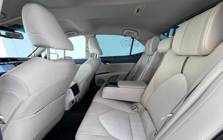 Toyota Camry, 2019 год, 2 910 000 рублей, 34 фотография