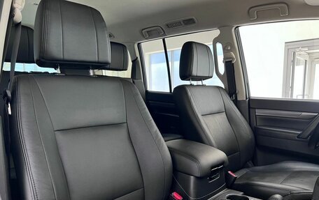 Mitsubishi Pajero IV, 2014 год, 2 970 000 рублей, 17 фотография