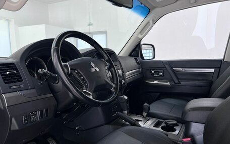 Mitsubishi Pajero IV, 2014 год, 2 970 000 рублей, 10 фотография