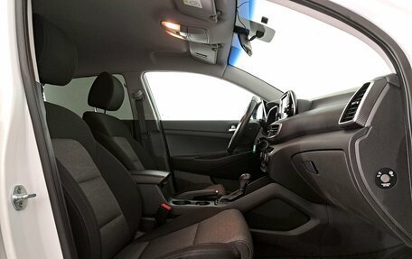 Hyundai Tucson III, 2019 год, 2 450 000 рублей, 19 фотография