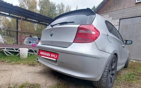 BMW 1 серия, 2010 год, 1 050 000 рублей, 5 фотография