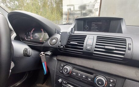 BMW 1 серия, 2010 год, 1 050 000 рублей, 6 фотография