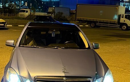 Mercedes-Benz E-Класс, 2010 год, 1 299 000 рублей, 2 фотография