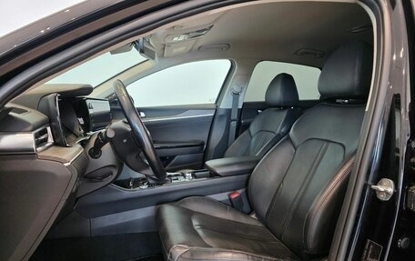 KIA K5, 2021 год, 2 567 000 рублей, 28 фотография