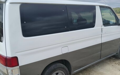 Mazda Bongo Friendee i рестайлинг, 1999 год, 650 000 рублей, 3 фотография
