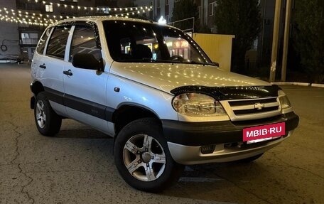 Chevrolet Niva I рестайлинг, 2004 год, 390 000 рублей, 5 фотография