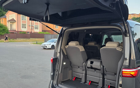 Volkswagen Multivan, 2022 год, 5 970 000 рублей, 16 фотография